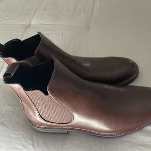 Kenneth Cole Chelsea boots